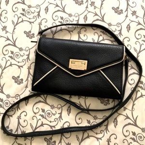 Pre loved crossbody ❤️